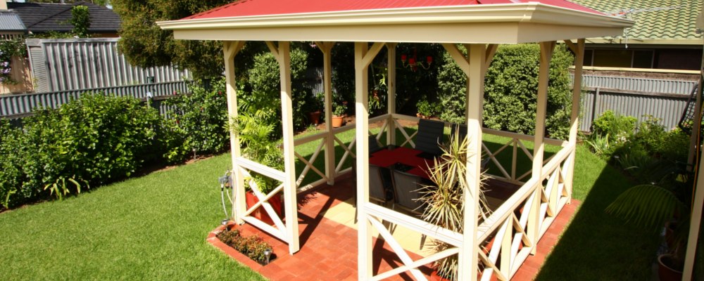 4 Things You Can Do To Keep Your Alfresco Bug Free Patio Living